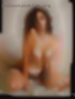 No filter, funsized Charlotte, NC swingers girl right here.